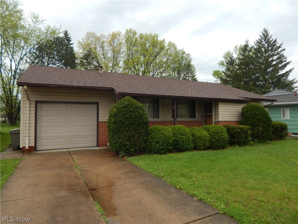 Bring your finishing touches and decorating ideas to this wonderful Split-level Ranch. This home features a spacious living room with vaulted ceiling! Neutral kitchen has lots of cabinets and counter space too. Nice sized bedrooms. On the lower level you'll find a large recreational room which has a walk-out full single door. From the exit point from the lower level you will end up in the fabulous backyard which has a concrete patio that is perfect for entertaining-just bring your BBQ grill! All appliances stay! Windows updated (2013), Roof replaced (2009). Call to schedule a private tour!