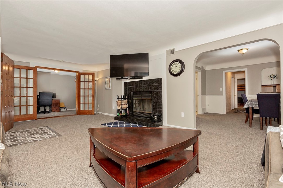 Lakeshore Blvd Estates 01 - Residential