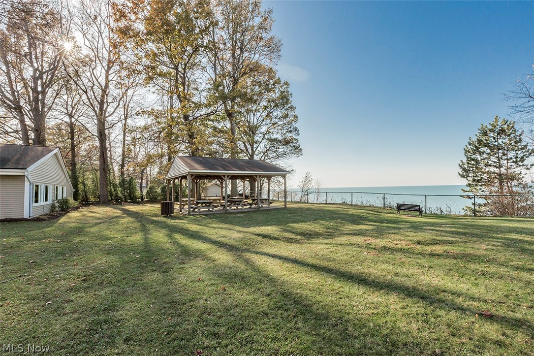 Lakeshore Blvd Estates 01 - Residential