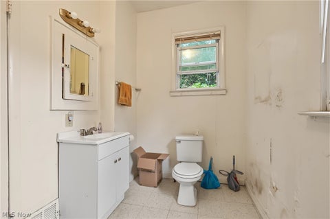 Tiny photo for 49 N Valley Street, Akron, OH 44303 (MLS # 5244790)