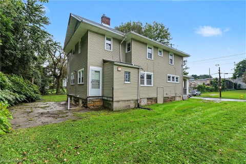 Tiny photo for 49 N Valley Street, Akron, OH 44303 (MLS # 5244790)