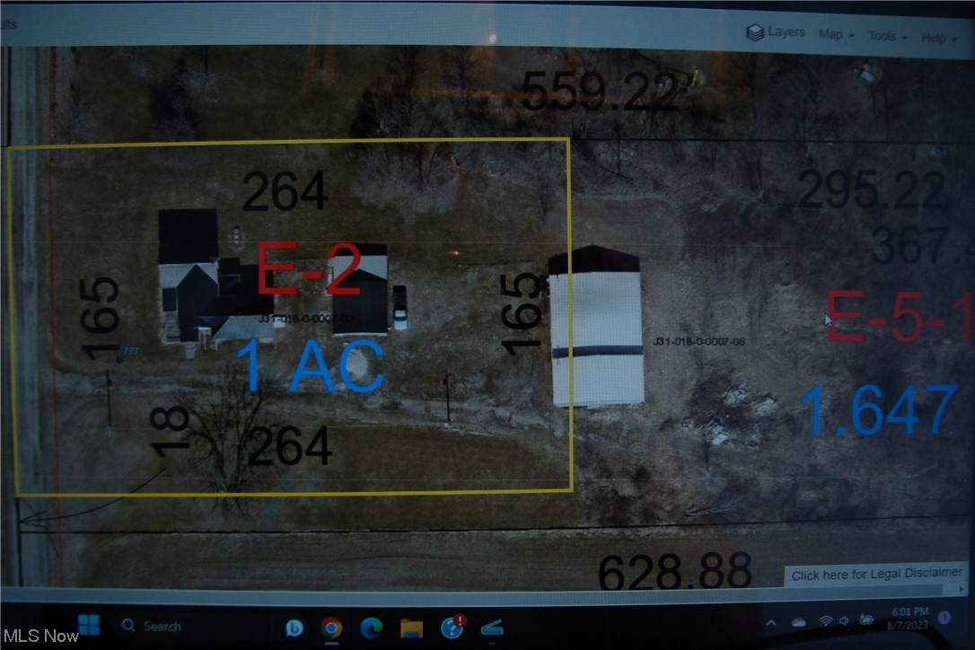 Main image without alt text