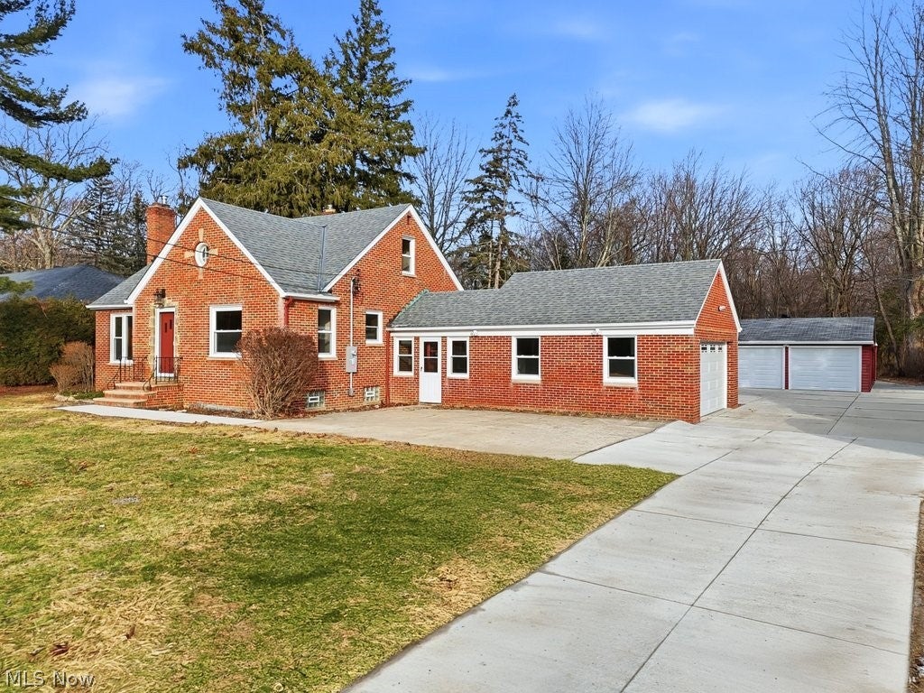 6119 E Sprague Road