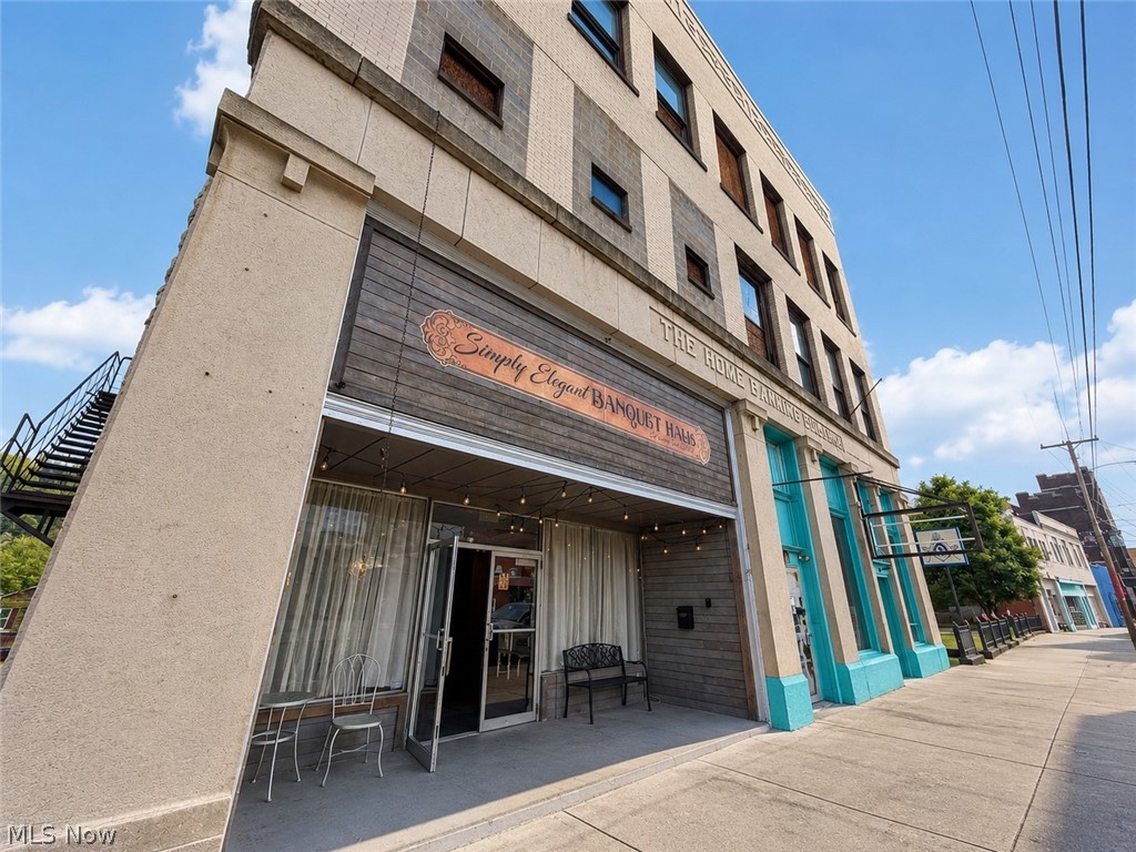 521-525 Main Street