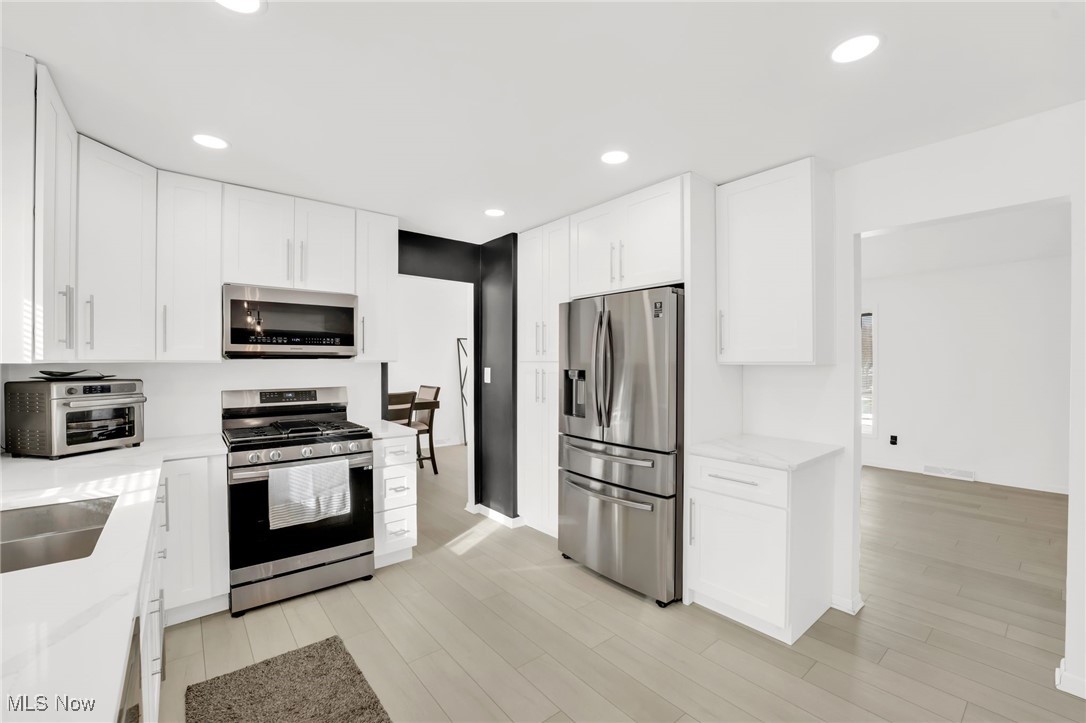 Royal Stuart Estates - Residential