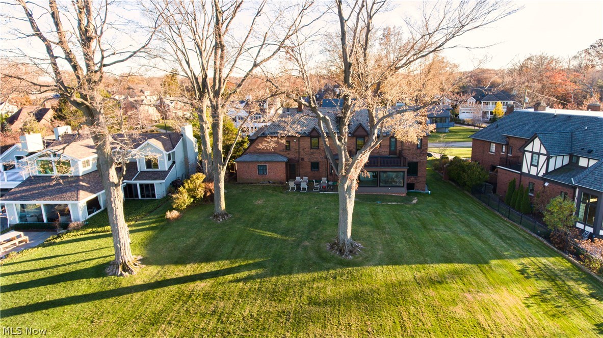 Realty Underwriting Cos Beach - Residential