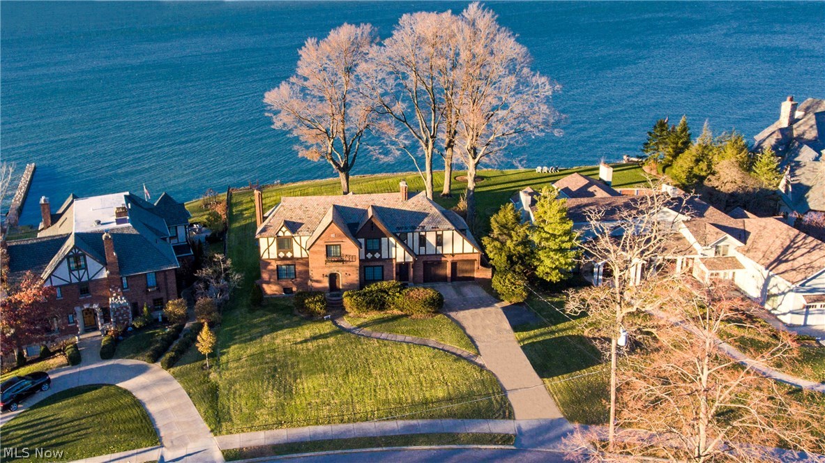 Realty Underwriting Cos Beach - Residential