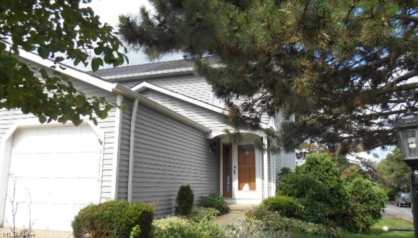 Move right in this beautifully landscaped and updated end unit townhome. Living room features wood floors with private fenced patio. New kitchen and bath. New carpet in the bedrooms and finished basement. Minutes to I-480, shopping and airport.