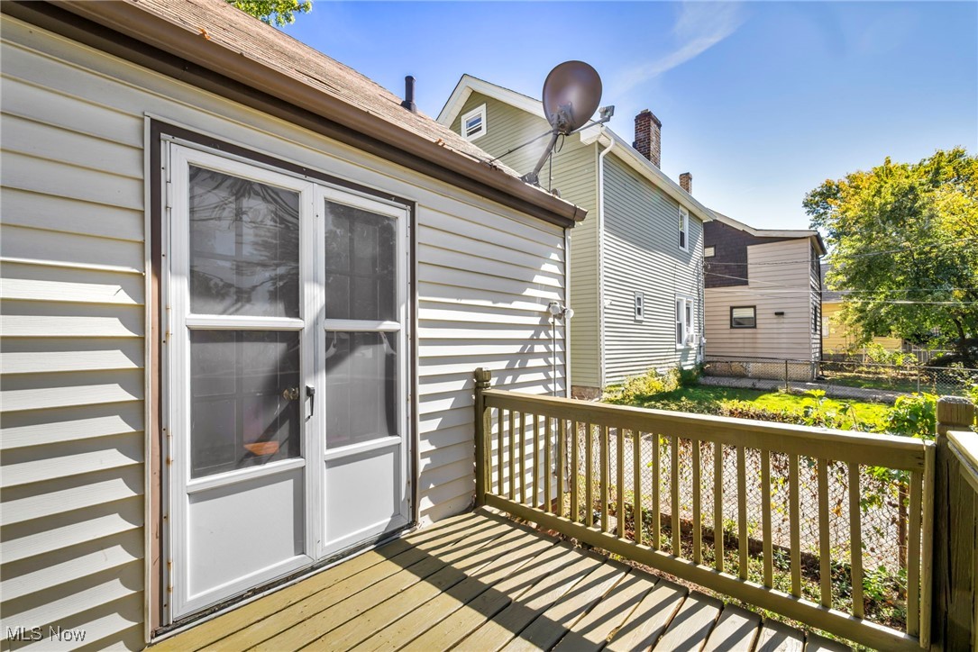 Walton Realty Cos Garfield - Residential