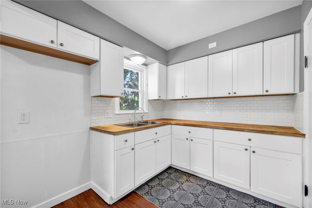 Walton Realty Cos Garfield - Residential