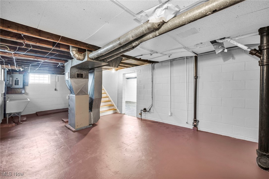 Walton Realty Cos Garfield - Residential