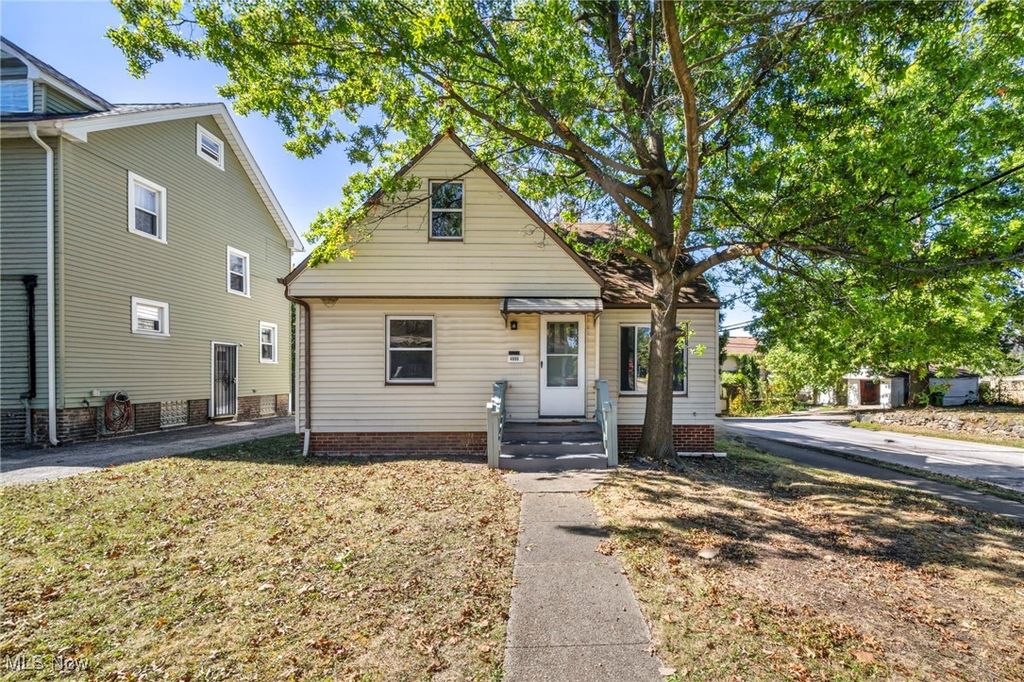 Photo of 4888 E 85th Street, Garfield Heights, OH 44125 (MLS # 5168106)