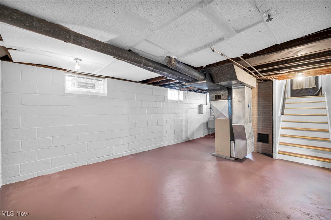 Walton Realty Cos Garfield - Residential