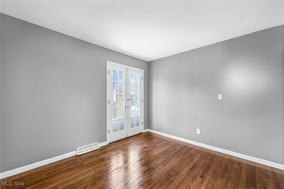 Walton Realty Cos Garfield - Residential