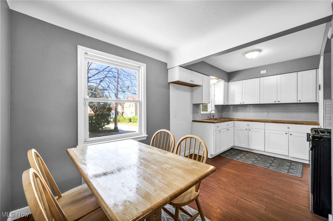 Walton Realty Cos Garfield - Residential