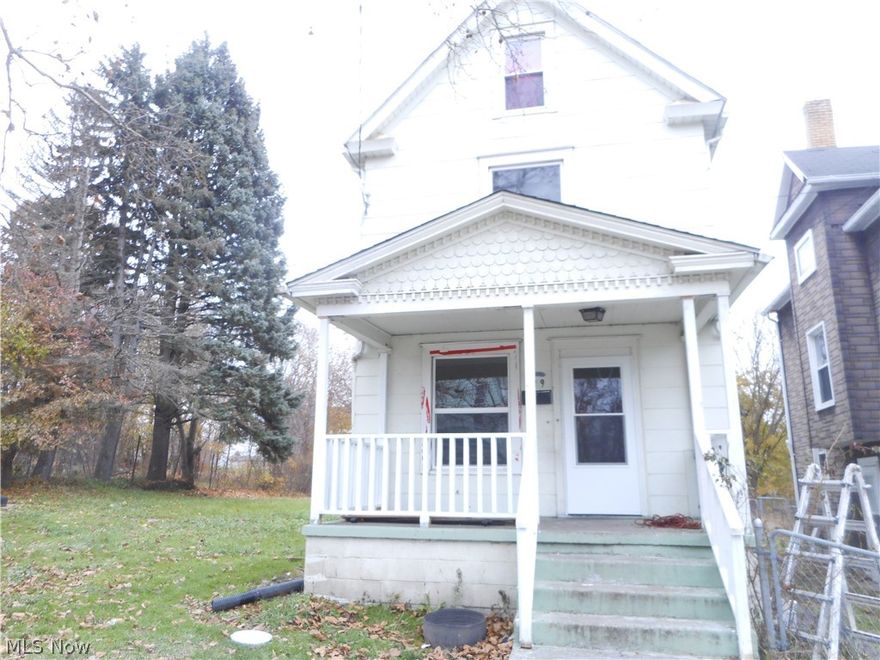 Attention Investors!  This 3 Bedroom home has been a money maker for current owner not its your turn to make the money.  Newer windows, newer roof, Trane Furnace, come see!