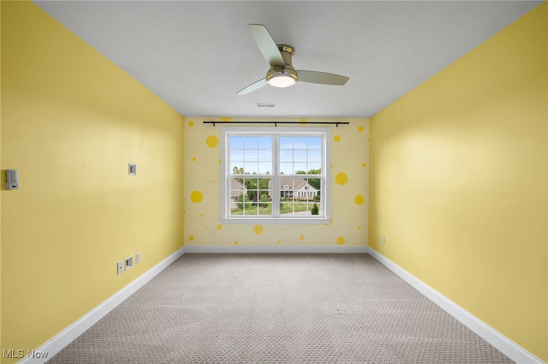 Clubside Manor Condo Ph 35 - Residential