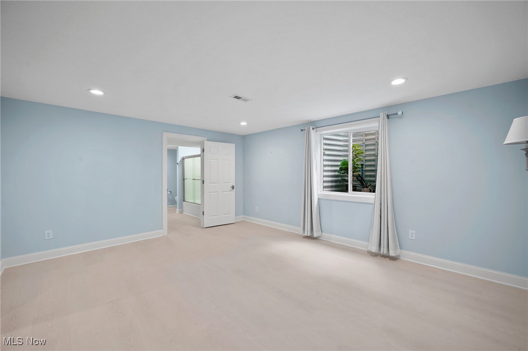 Clubside Manor Condo Ph 35 - Residential