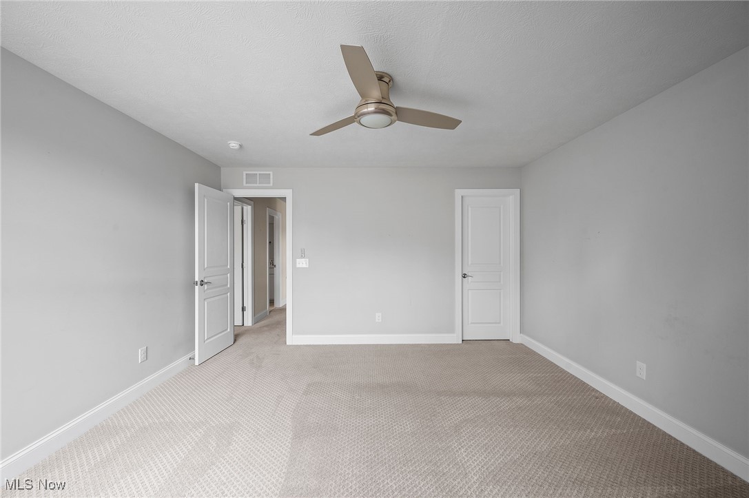 Clubside Manor Condo Ph 35 - Residential