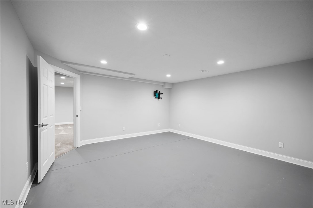 Clubside Manor Condo Ph 35 - Residential