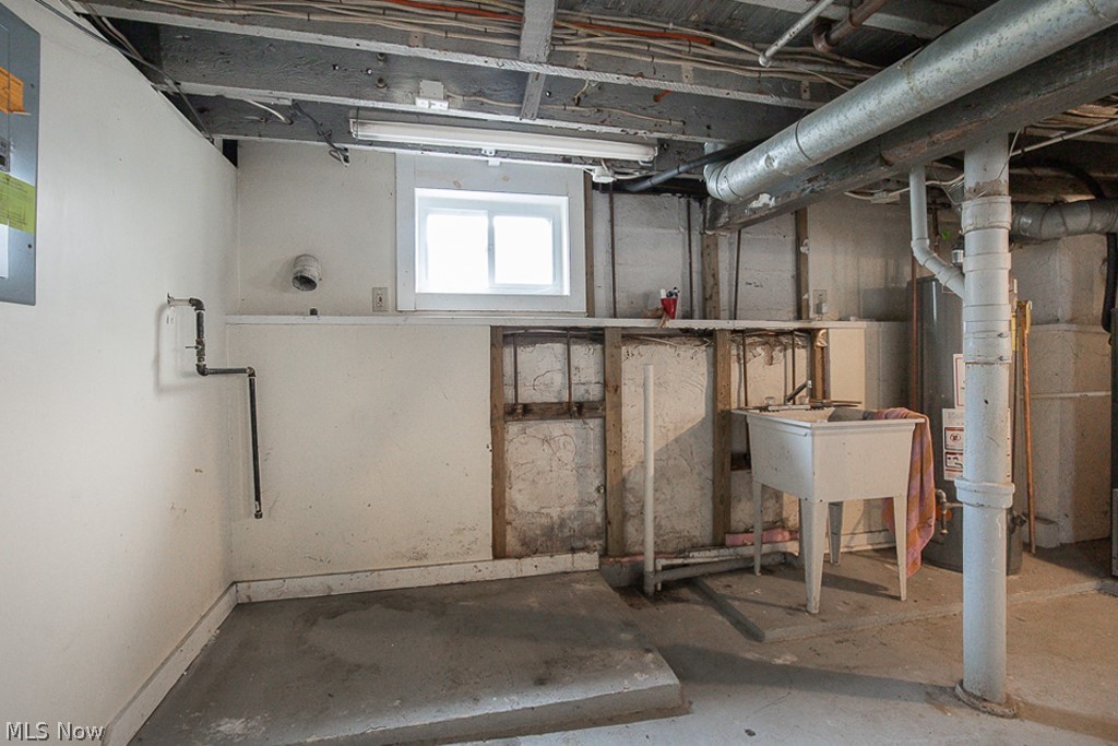 Conger-Helper Realty Companys - Residential