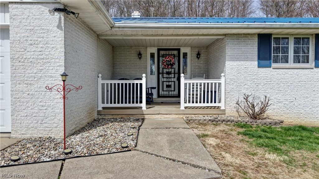 Photo of 11652 Sandyville Road NE, Sandyville, OH 44671 (MLS # 5194972)