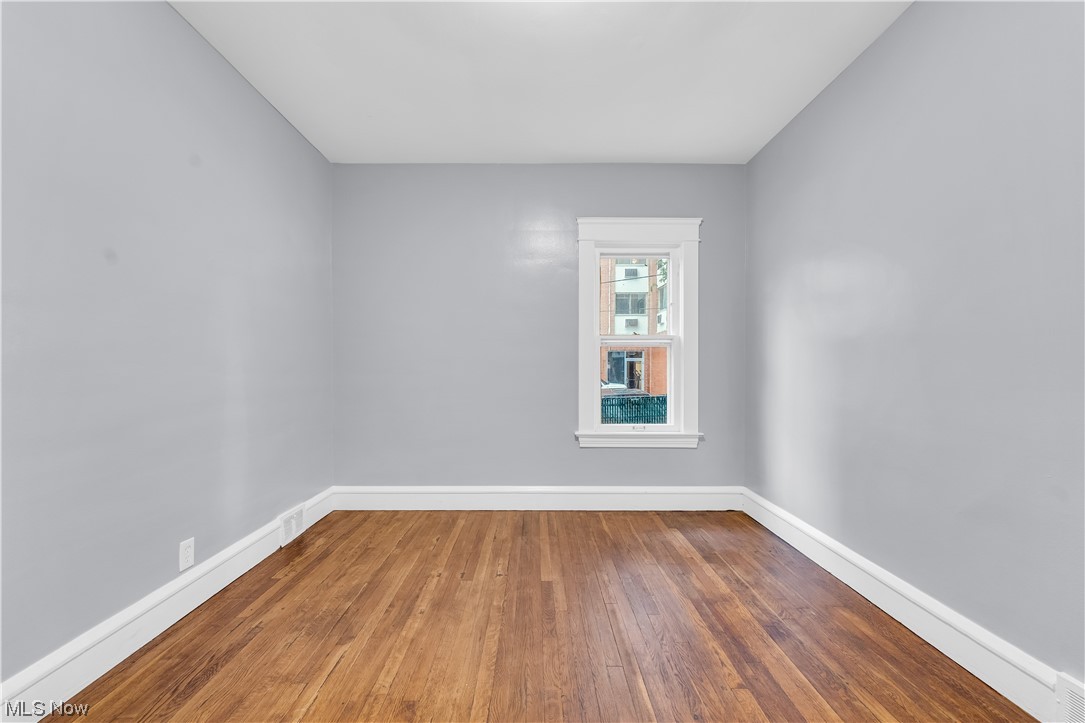 Clifton Blvd - Residential Lease