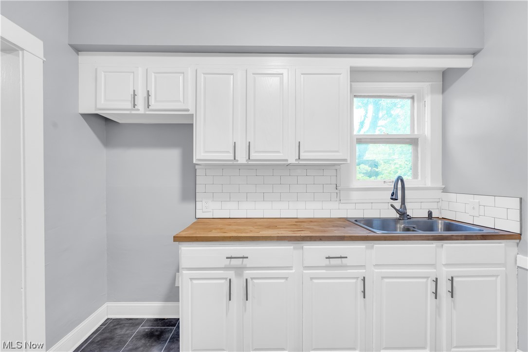 Clifton Blvd - Residential Lease