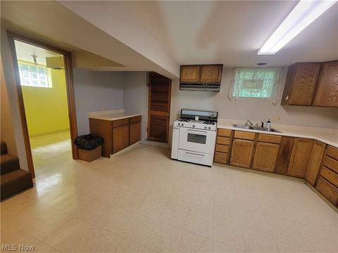 Tiny photo for 408 Newton Street, Tallmadge, OH 44278 (MLS # 5221211)