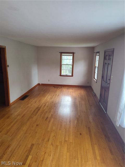 Tiny photo for 408 Newton Street, Tallmadge, OH 44278 (MLS # 5221211)
