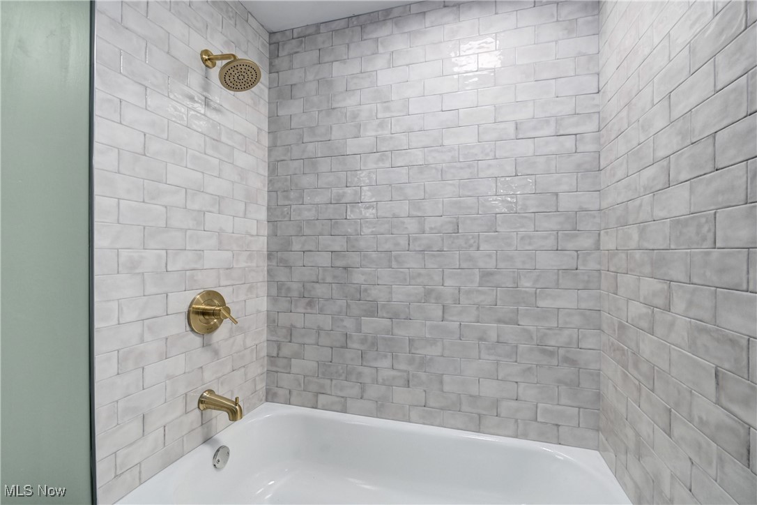 1507 W 9th Street, Lorain, Ohio image 26