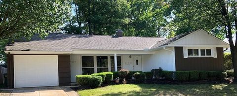 6329 Nelwood Road Parma Heights OH 44130