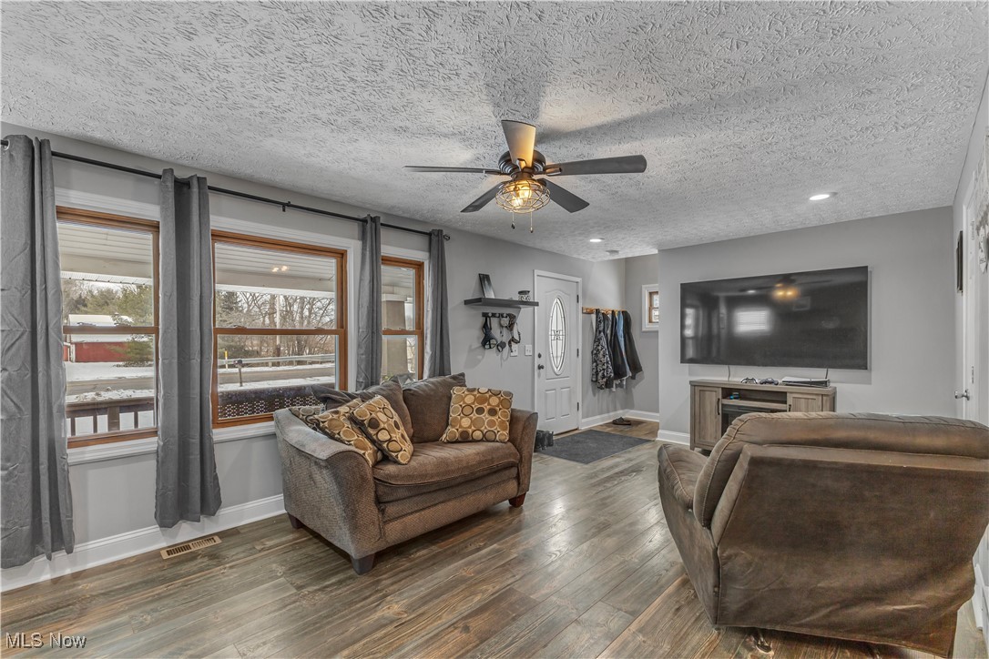 9391-9381 Columbia Road