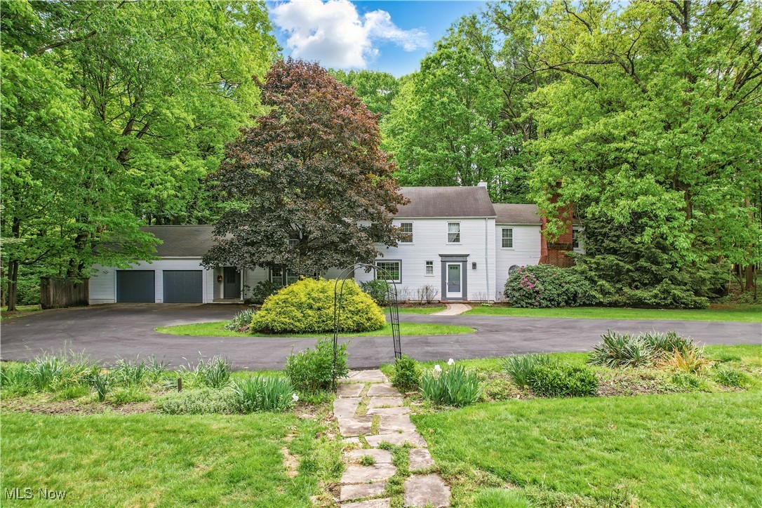 3711 Sampson Road, Youngstown, Ohio image 2