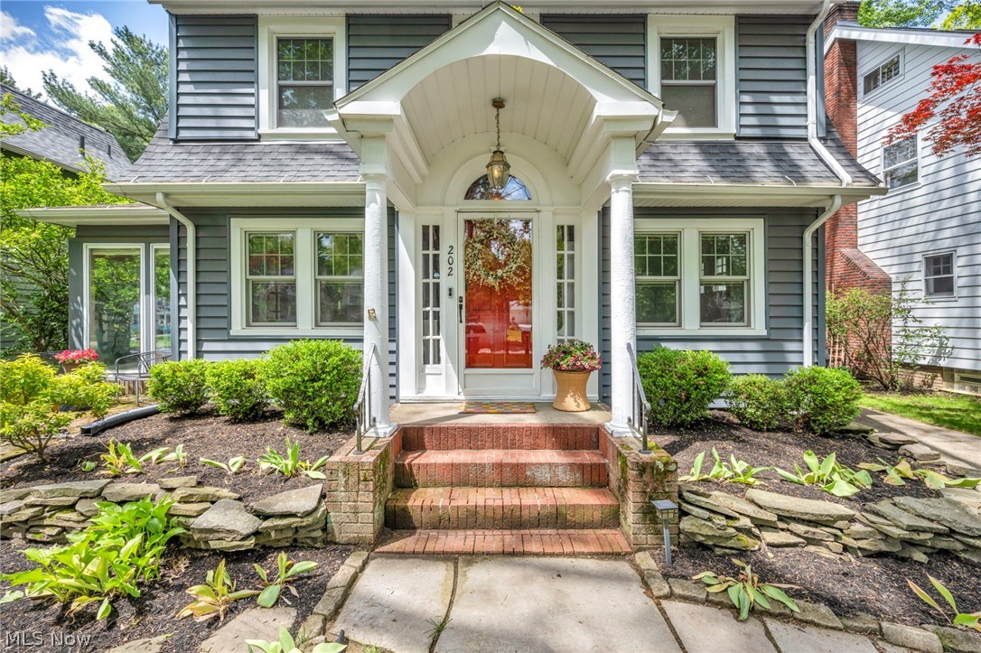 202 Kenilworth Drive