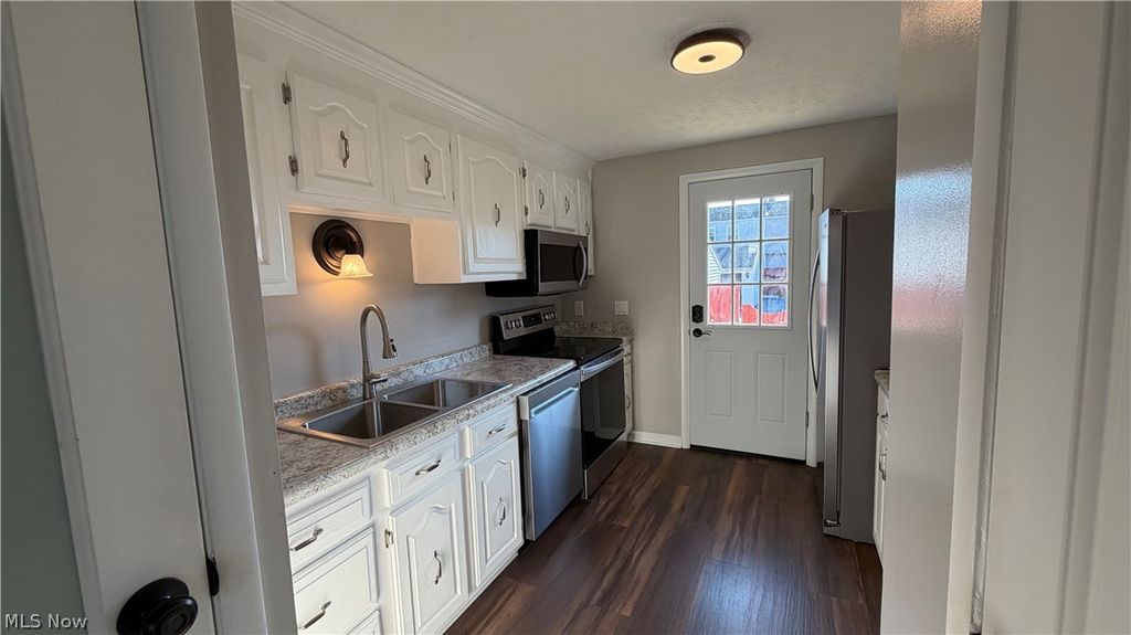 Photo of 7489 Essex Drive, Mentor, OH 44060 (MLS # 5188745)