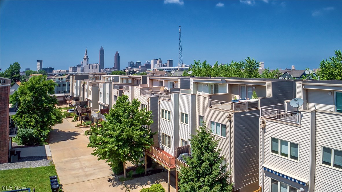 Tremont-Literary Bluffs - Residential