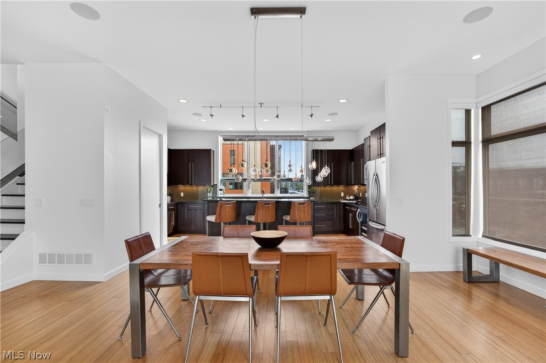 27 Coltman - Residential