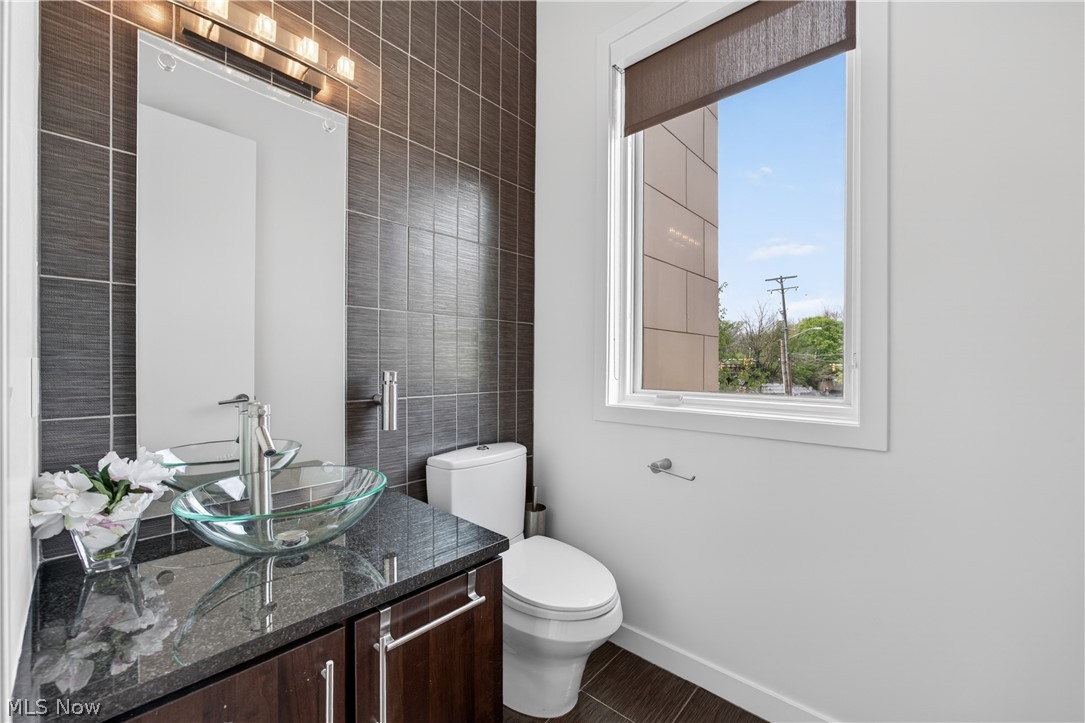 27 Coltman - Residential