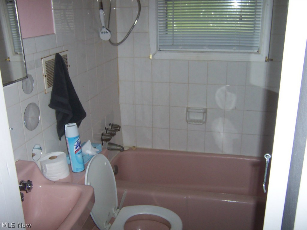 Albert & Mary E Stanko 01 - Residential