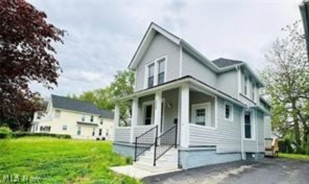 Photo of 2230 E 90th Street, Cleveland, OH 44106 (MLS # 5203404)