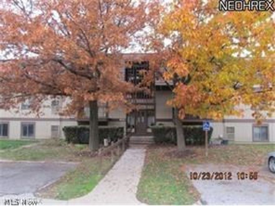 Very desirable first floor two bedroom, two full bath Sunrise Cove condo! Master bedroom with a private full bath! Eat-in Kitchen! Dining room part of Great Room! Immediate possession! Close to the recreation facilities! Patio! Newer Furnace! Clean, good condition and ready to move in! All appliances included! In suite washer and dryer! One car garage with opener! Recreation facilities include a pool, club house, tennis court, basketball court, private lake and much more! Convenient location to shopping, schools, freeways and more! This is an estate sale seller is selling condo as-is! Seller will not make any repairs! Condo needs some updating and priced accordingly! Seller is paying for a one year warranty for $375.00!