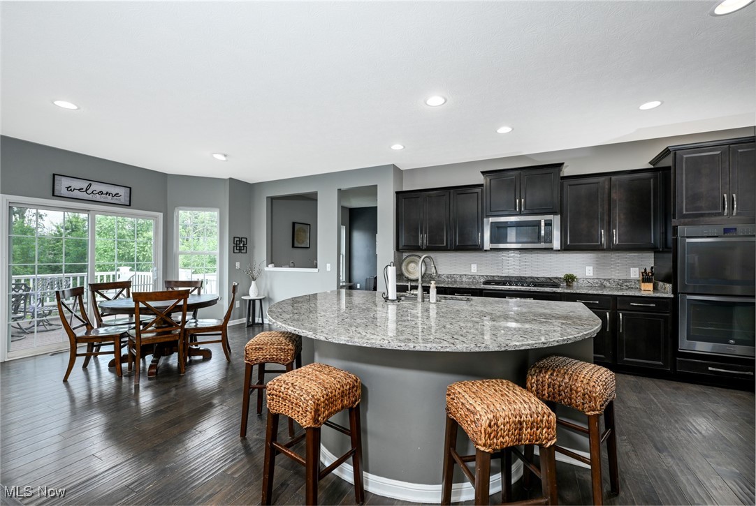 6634 Regal Woods Drive