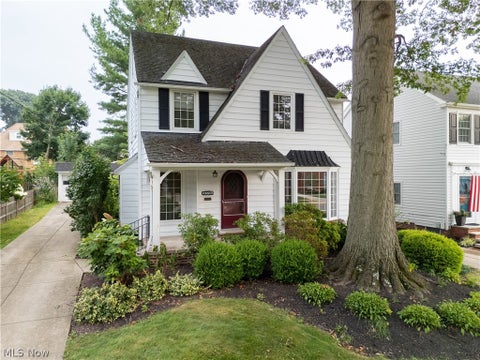 Homes For Sale - 20701 Beachwood Drive<br/> Rocky River, OH 44116