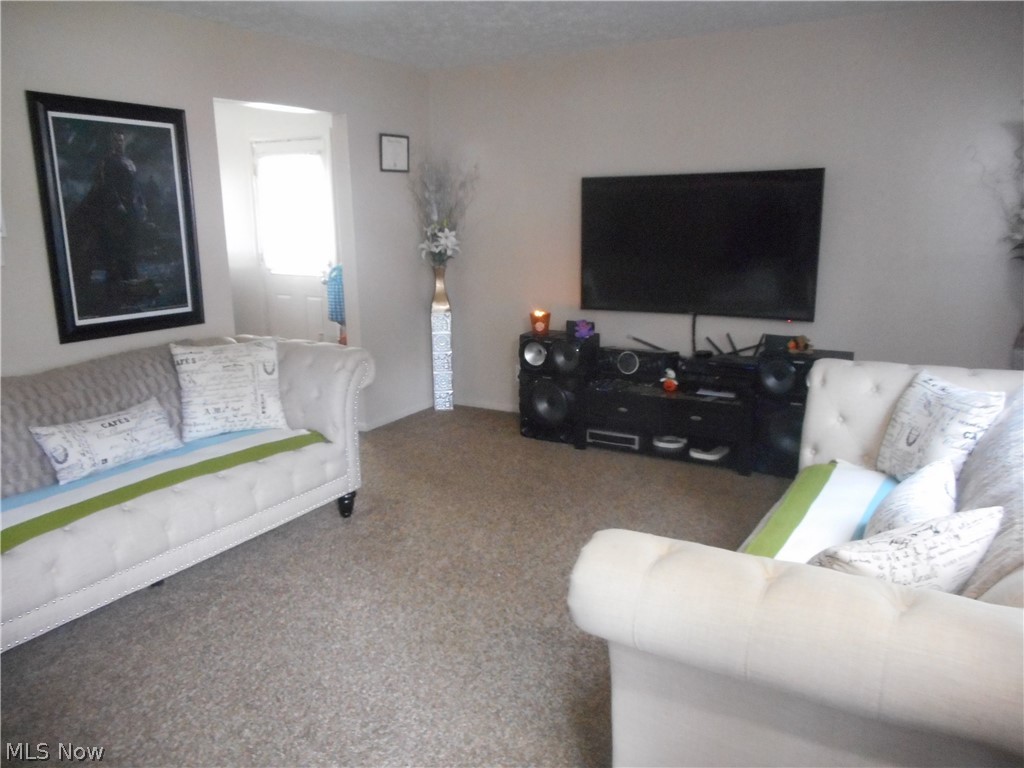 Stow Little Farms - Residential Income
