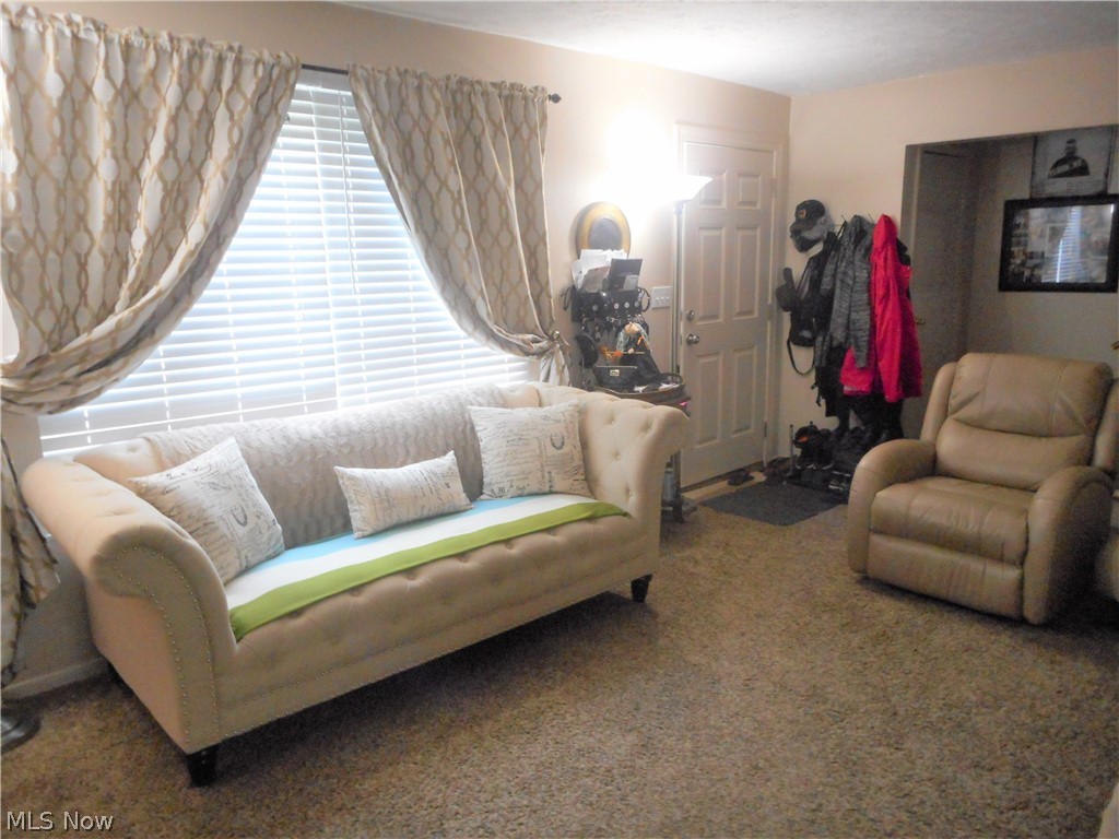 Stow Little Farms - Residential Income