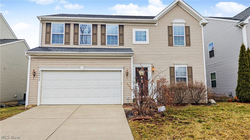 Photo of 38446 Foxglen Avenue, Avon, OH 44011 (MLS # 5188277)