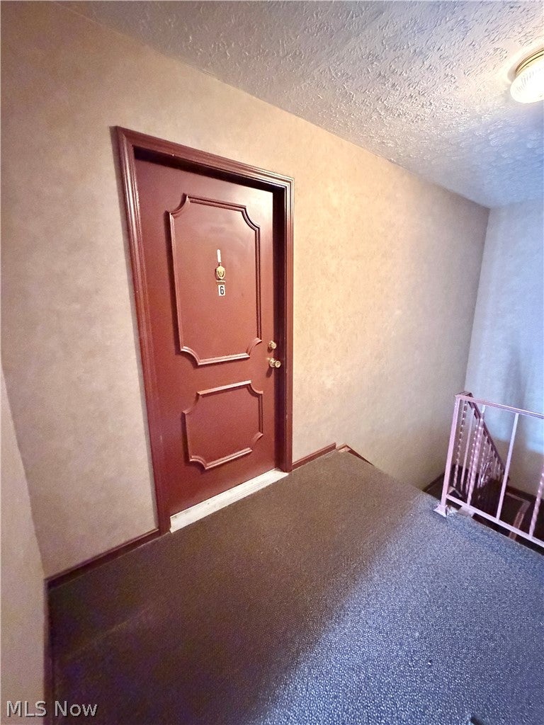 6385 Catawba Drive 6