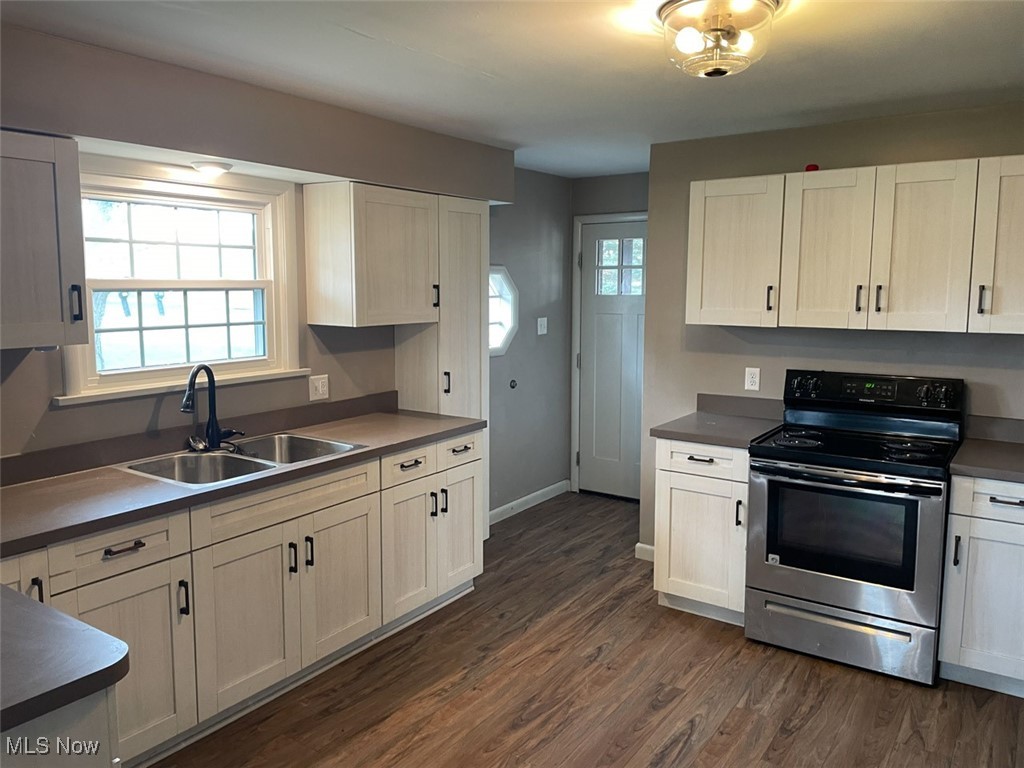 855 Georgetown Road, Salem, Ohio image 10