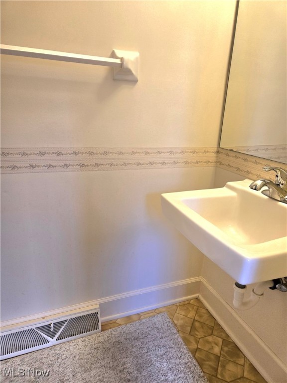 Prestwick Condo - Residential